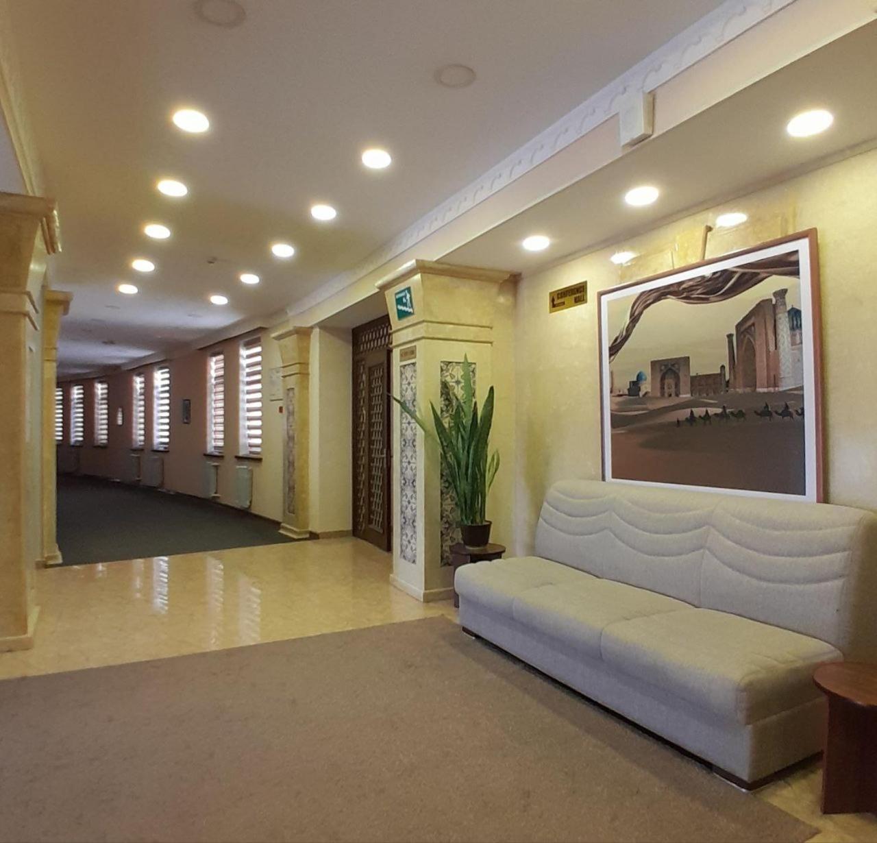 Hotel Bek Samarkand Buitenkant foto