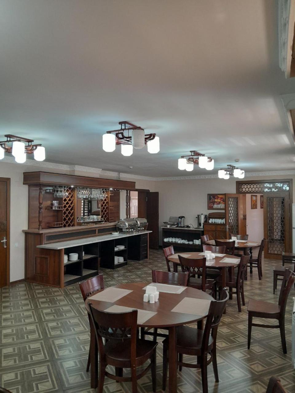 Hotel Bek Samarkand Buitenkant foto
