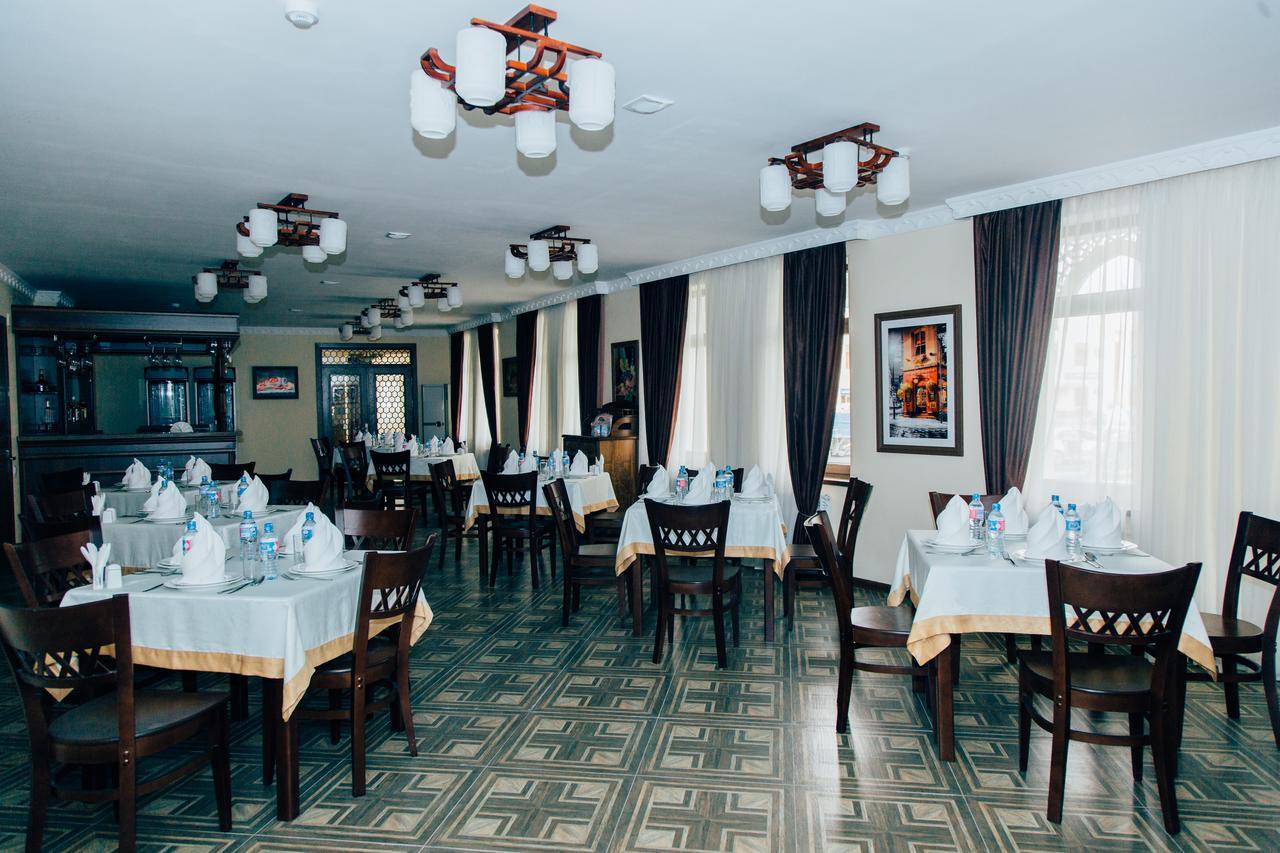 Hotel Bek Samarkand Buitenkant foto