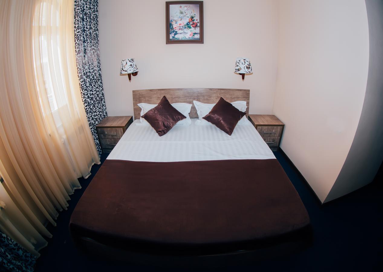Hotel Bek Samarkand Buitenkant foto